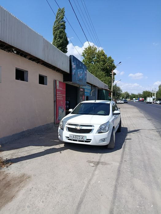 Арендага жой берилади , катта йул  екасида жойлашган .