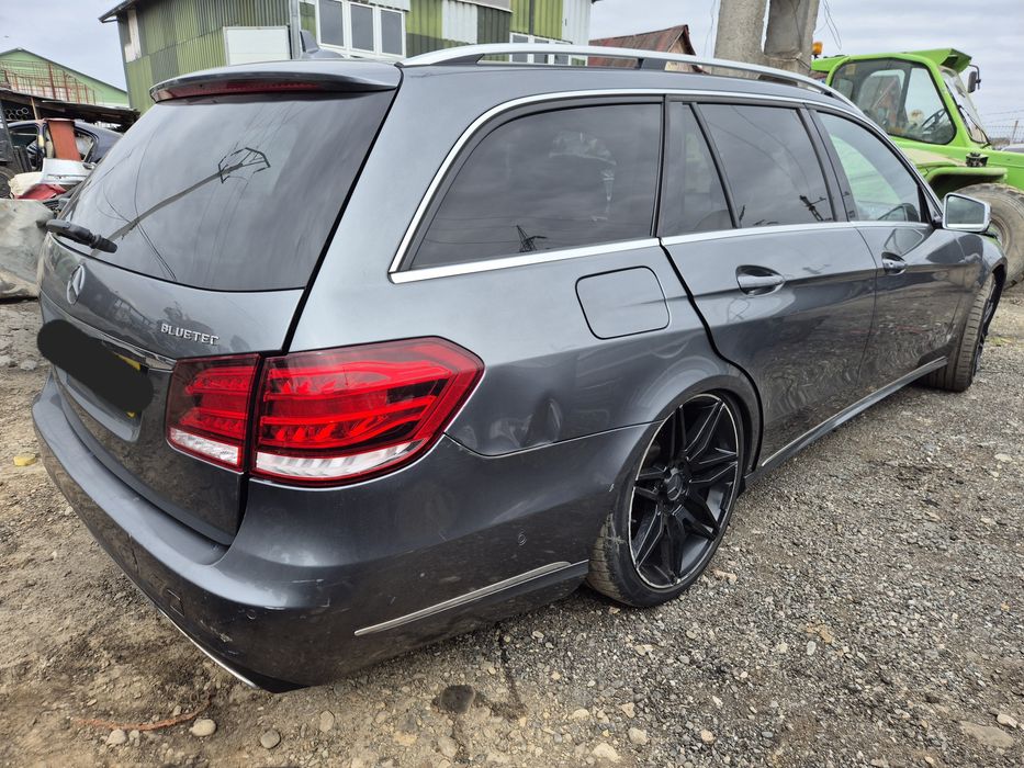 Dezmembram Mercedes E Klass W212 Break 2015 2.2cdi OM651924