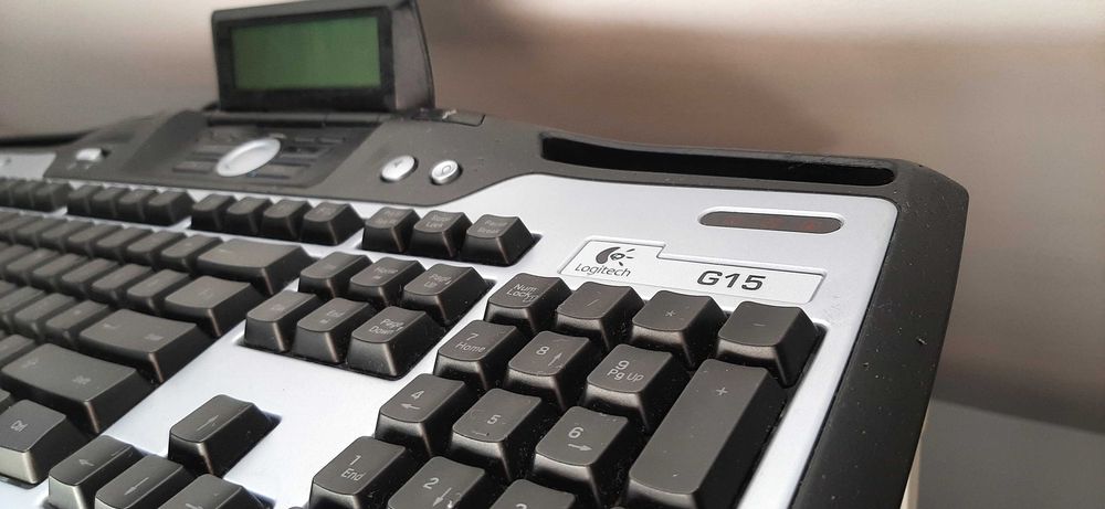 Ретро геймърска клавиатура Logitech G15 v1 (Model: Y-UG75) – работеща