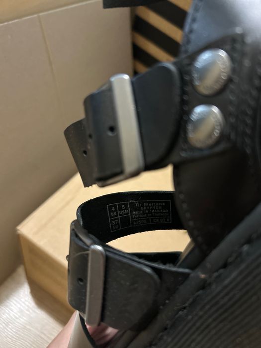 Нови сандали Dr Martens 37 номер