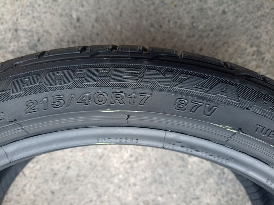4 anvelope de vara ca noi Bridgestone 215/40 R17 dot 4519