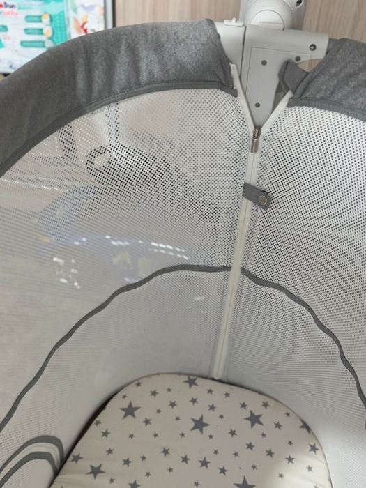 Детская кровать качеля