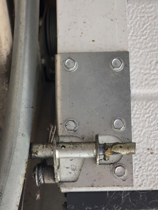 Секционные ворота Ryterna