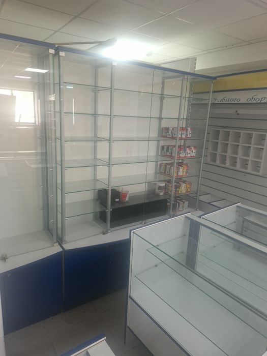 Витрина стелажи  продам бу