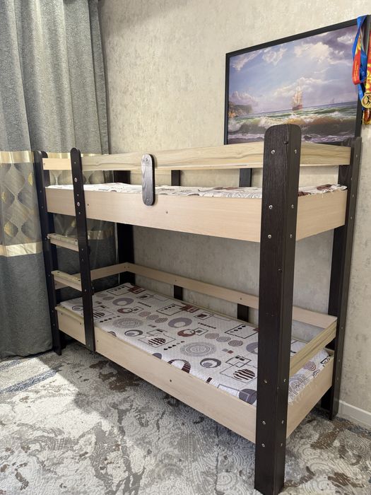 Кровать детская двухэтажная