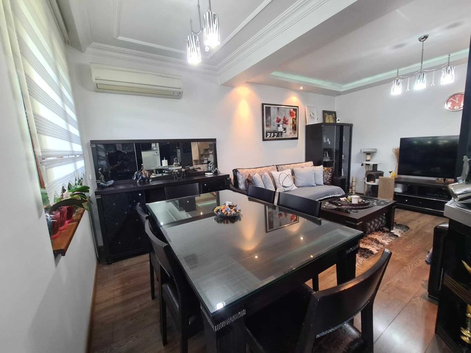 Луксозеен Мезонет с Три Спални в кв. Любен Каравелов, гр. Хасково