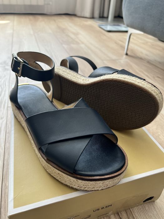 Сандали Michael Kors