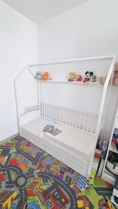 Pat copii stil Montessori din lemn cu sertare + saltele