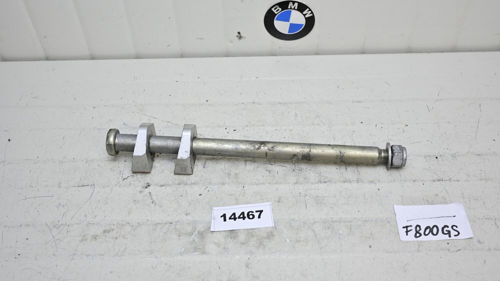 Ax Roata Spate Cu Distantieri BMW F800GS 2008 - 2012