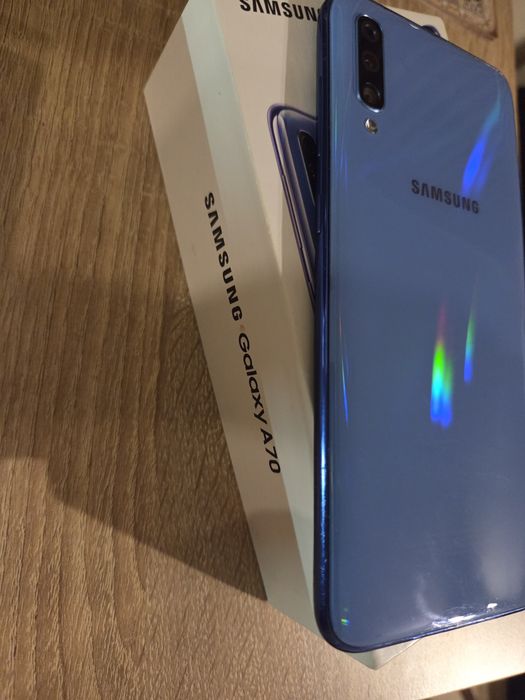 Samsung A70 128ГБ