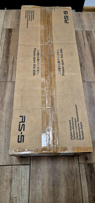 ROLAND RS-5 Синтезатор !