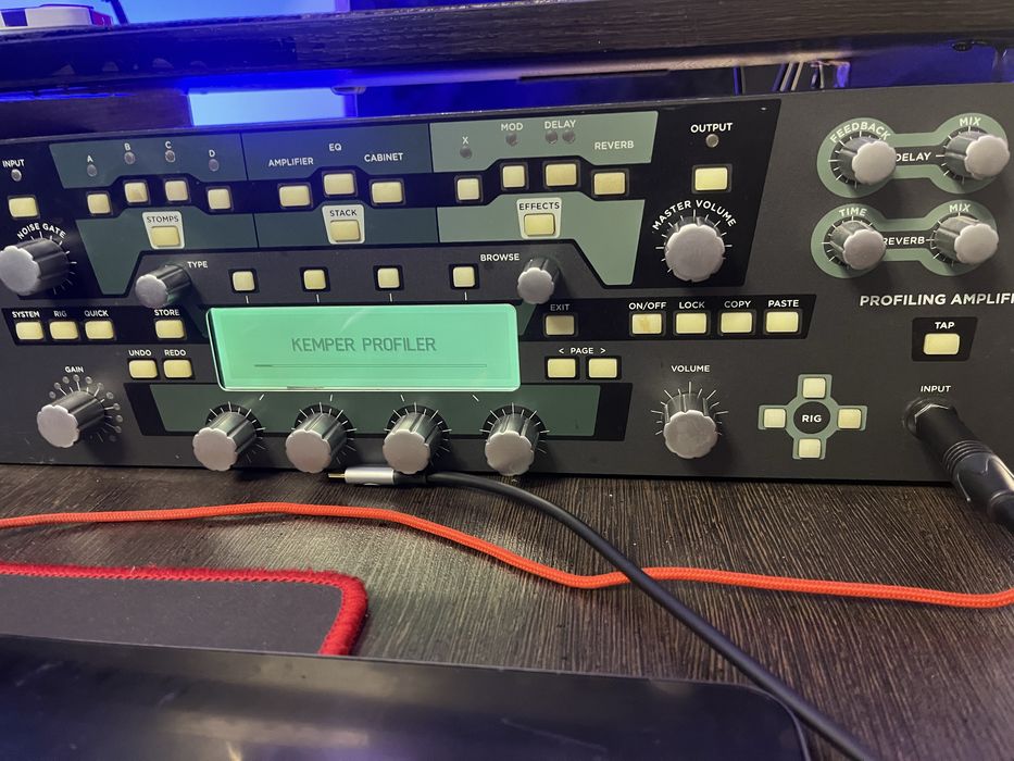 Продаю гитарный процессор Kemper Profiler Rack MkI