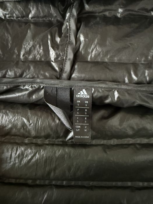 Тънко яке Adidas