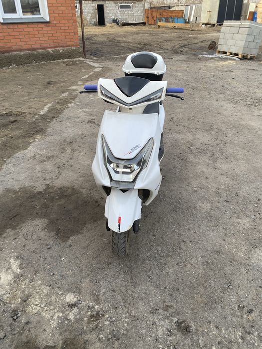 Скутер м12 125 кубов