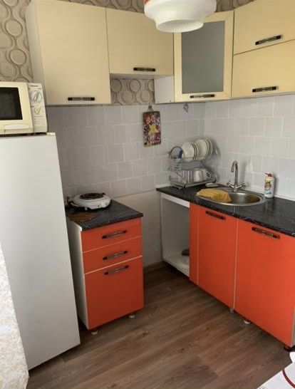 Сдам 1,5 районе 45 аптеки