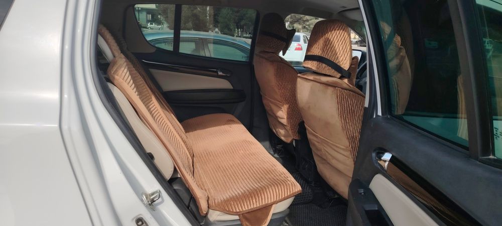 Аренда автомобилей внедорожники траилблазер, каптива и пекап и другие.