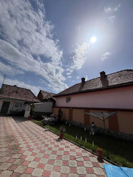 Casă de vânzare în Tiur