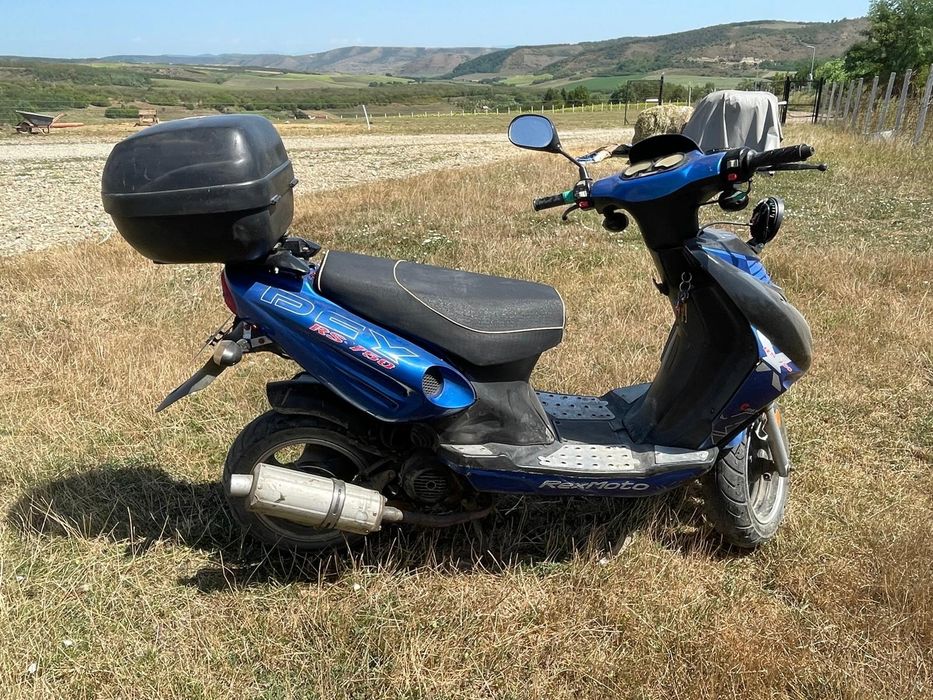 Vand sau schimb scuter rex 49cc