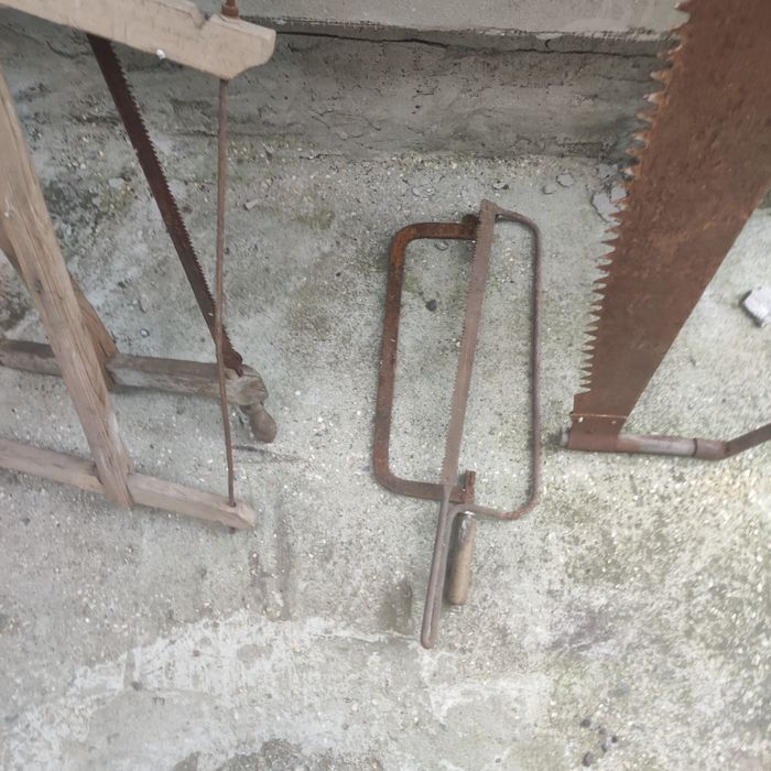 Vând diferite  fierastraie