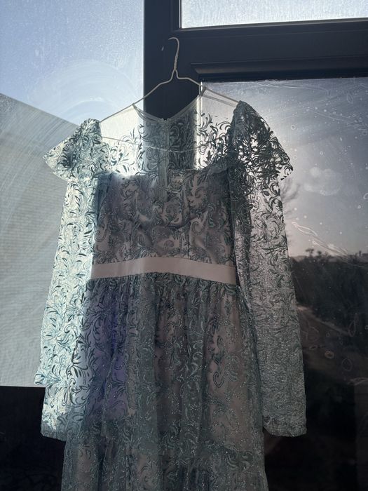 Шикарное вечерное платье продается! Имеется прокат!