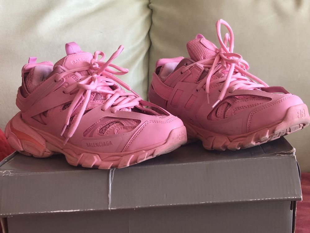 Balenciaga Track Pink OLX.bg