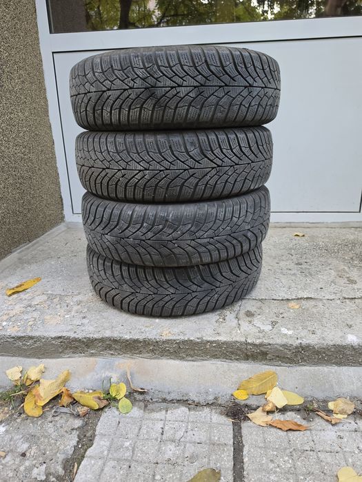 Kumho 175/70/14 зимни гуми