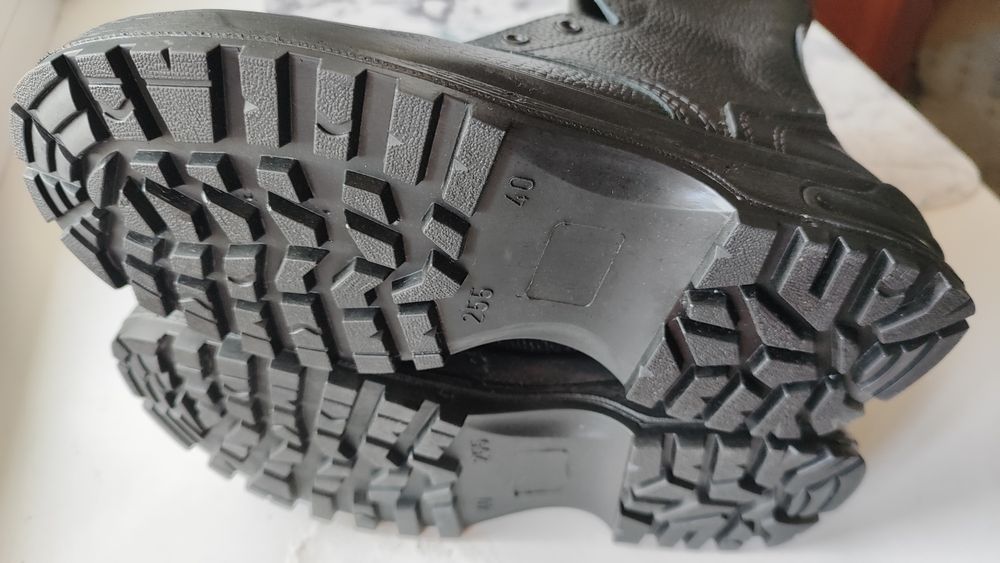 Берцы новые, 40 размер