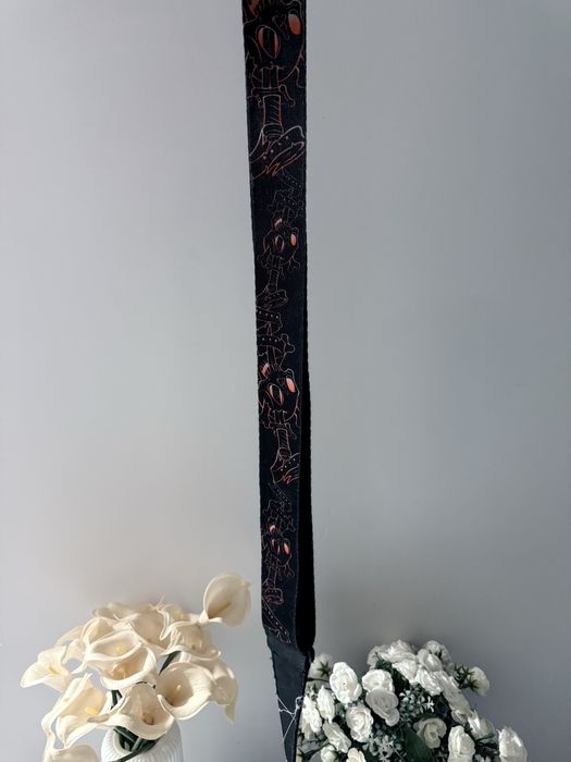 Ремент гитары Levis