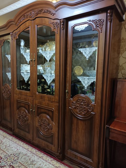 СРОЧНО Стенка сервант-шкаф