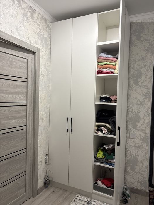 Продам шифоньер/ шкаф белый