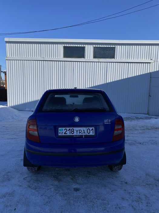 Продам skoda fabia 2003года