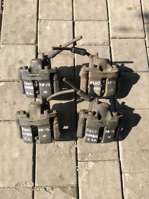 Renault Symbol суппорт передний левый правый 08-13