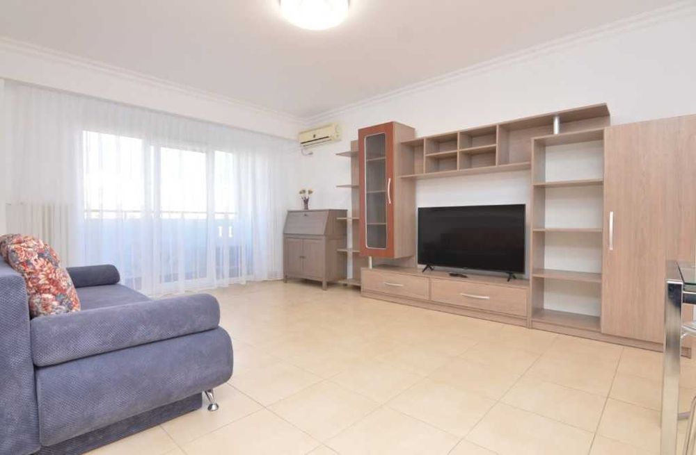 Apartament de închiriat cu 2 camere București, central, Bulevardul Unirii, lângă Piața Unirii