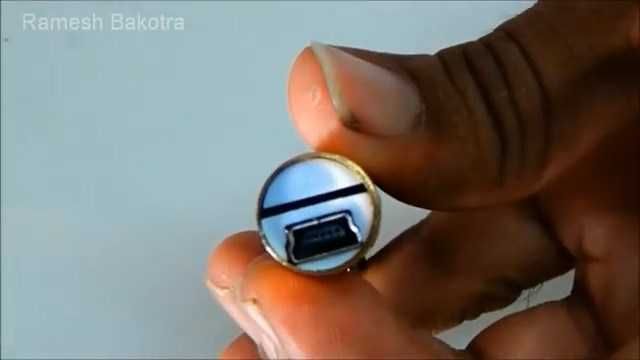 Pix spion cu microfon si camera ascunse + cablu USB