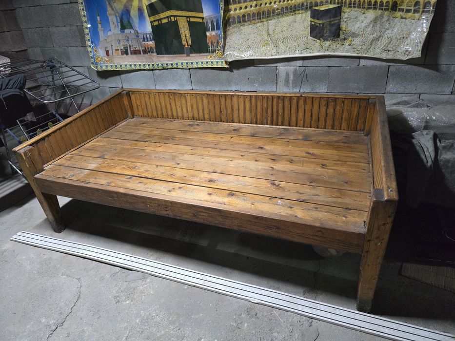 Тапчач с чистого дерева