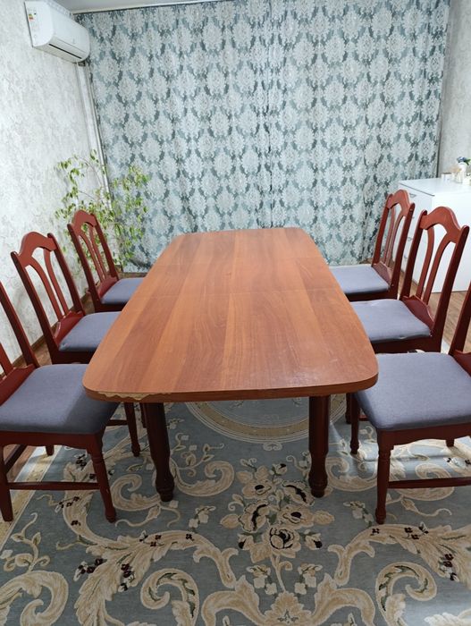 Продам стол со стульями за 90 тыс тг