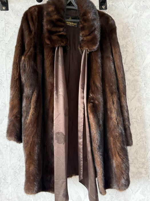 Продам норковую шубу