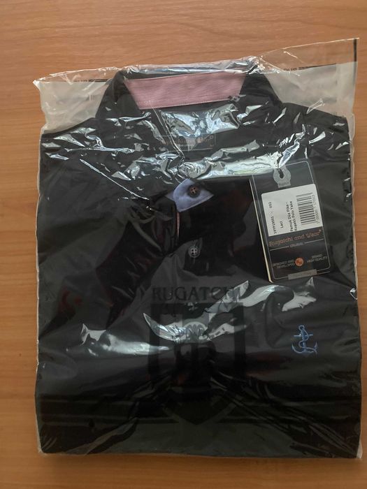 Tricou cu guler tip polo