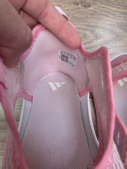 Оригинални сандали Adidas 27 номер