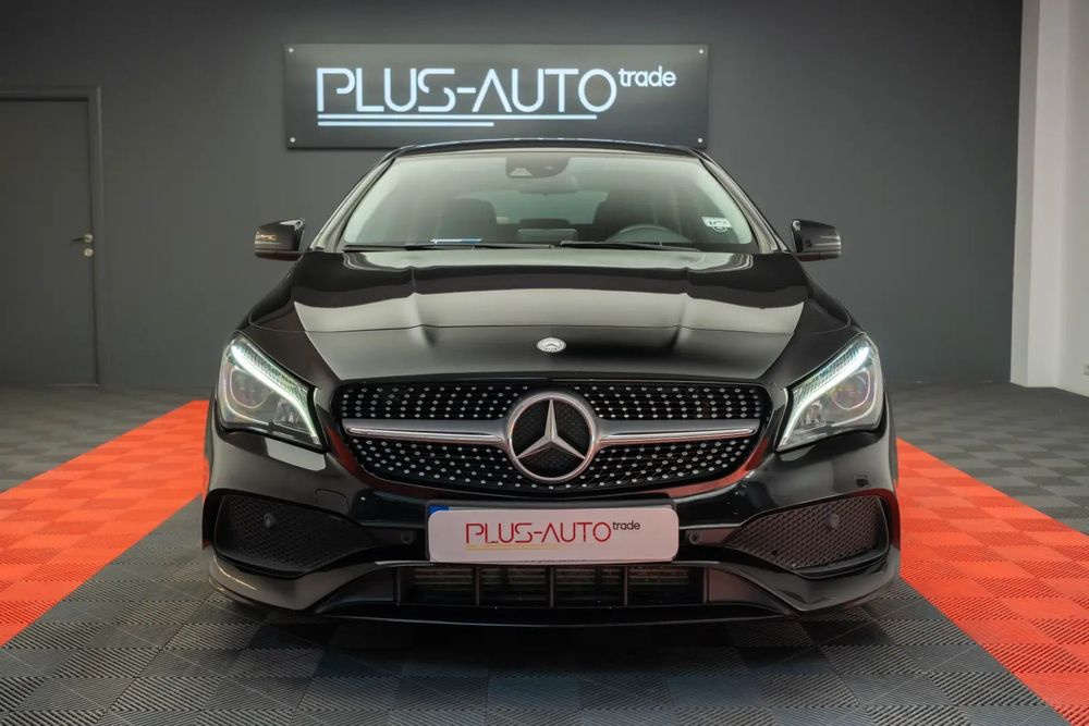 Mercedes-Benz CLA 200 Mercedes-Benz CLA 200D AMG LINE