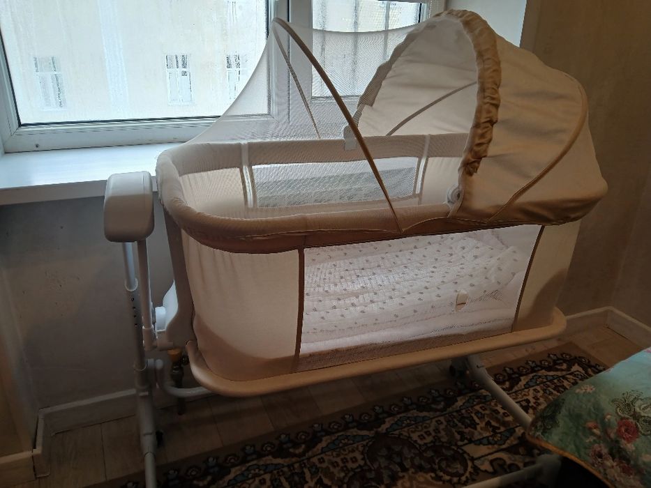 Срочно продам манеж. Находится в кизе