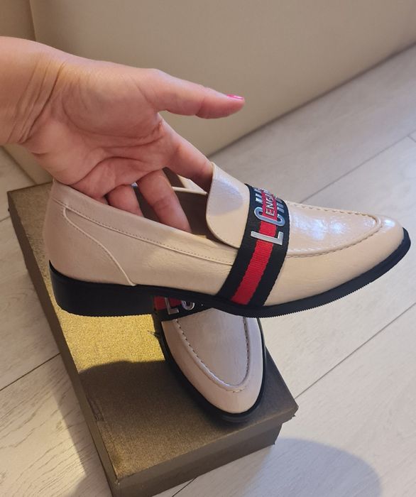 Vând mocasini superbi nr 38