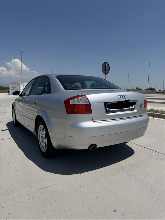 AUDI A4 2004 — imagine 4