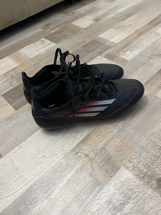 ghete fotbal f50 pro