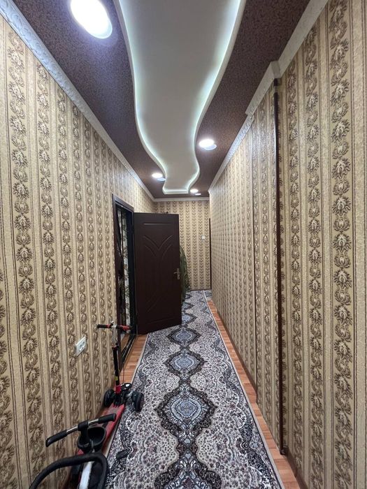 Zarafshonda 2 xonali uy sotiladi