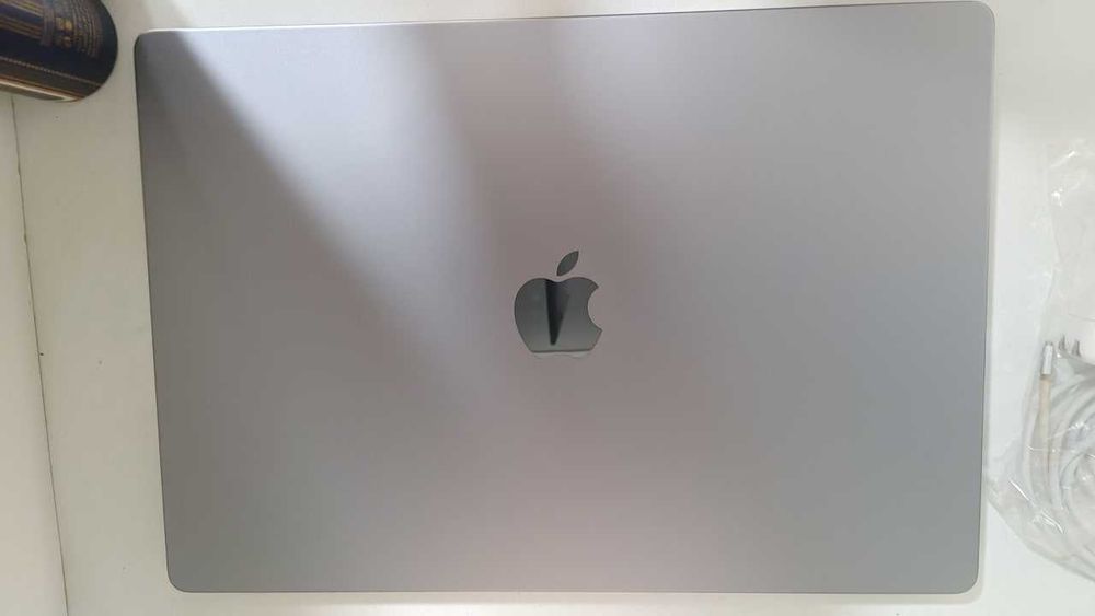 MacBook Pro M1 Pro 16" 3K A2485 DDR5 16gb SSD 512 gb ideal 91%