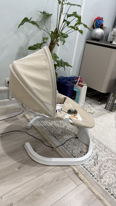 Продам умный шезлонг детский