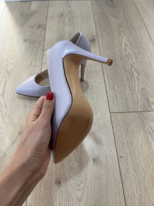 Продам новые туфли