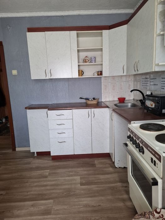 Сдаётся 1.5 на длительный срок