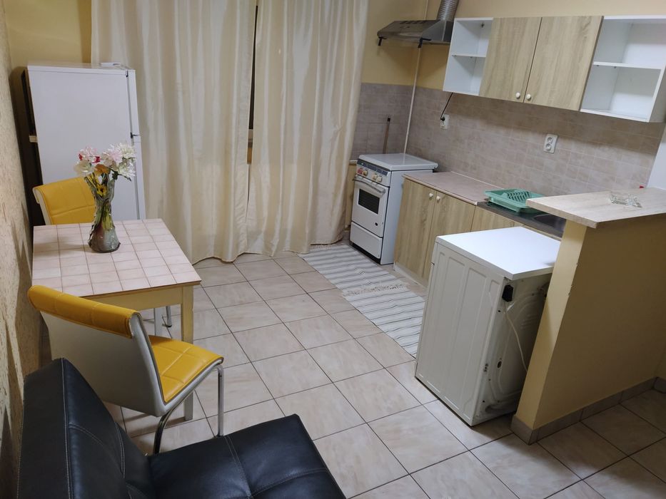 Garsonieră de închiriat